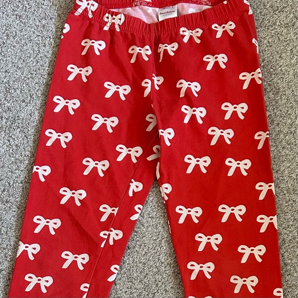 Hanna Andersson Red Bow Print Leggings | 140 - Picture 2 of 5